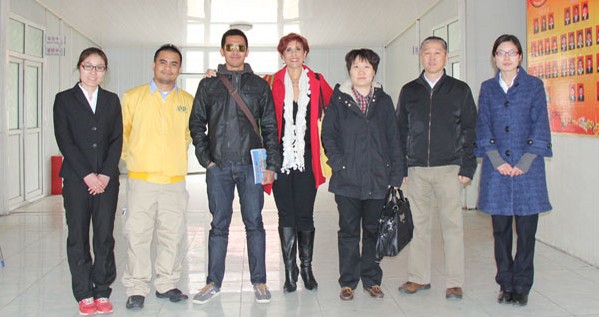 Australia and Philippines Bussinessmen Visited Shandong China Coal for QL4518 Automatic Side L Sealing Machine