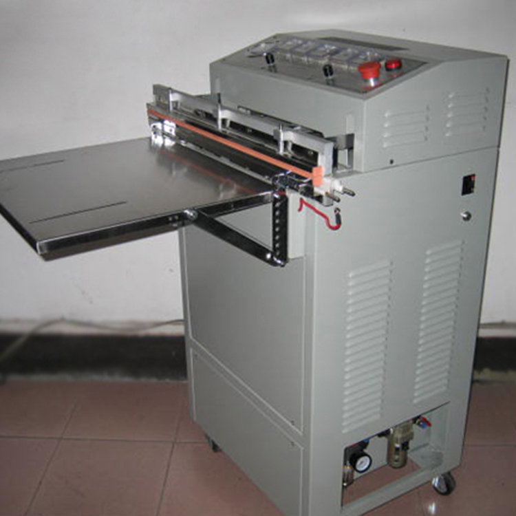 Features Of Automatic Shrink Tunnel Machine And Stretch Wrapping Machine